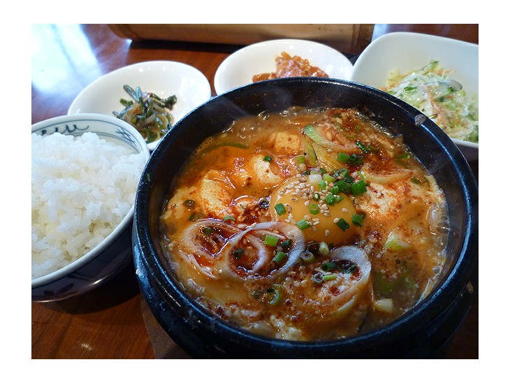 ホルモン焼き・韓国料理 ハンアリ